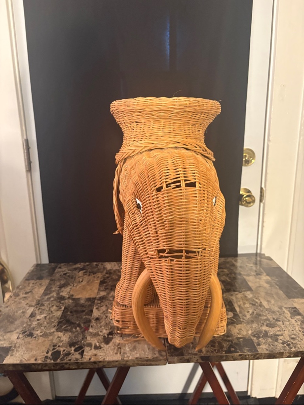 Vintage Woven Rattan Elephant Accent Pedestal/SideTable- Natural Brown